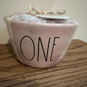 Rae Dunn Pink Measuring Cups Bowls